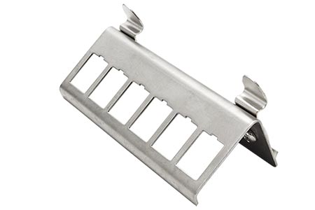 Držák pro 6x keystone na DIN lištu, kovový